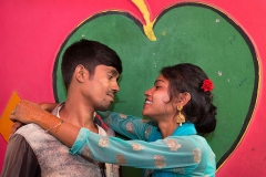 Bangladesh is one of the few Muslim countries in the world where prostitution is legal. The Kandapara brothel in the district of Tangail is the oldest and second-largest in the country – it has existed for some 200 years. It was demolished in 2014, but has been established again with the help of local NGOs. Many of the women were born there, grew up there and didn’t know where else to go when it disappeared. Supporters of the brothel believe that sеx work is also work – and that these women don’t want to do something else. The women themselves demonstrated for their rights as workers, and so at the end of 2014, the Bangladesh National Women Lawyers Association convinced the High Court that the eviction of the sеx workers was an illegal act. The sеx workers quickly returned to their homes.
